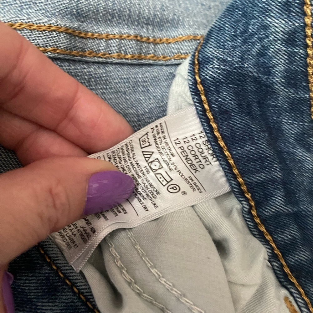 Women's Old Navy Pop Icon Skinny Jeans Size 12 Short Distressed Blue Denim - Picture 5 of 6